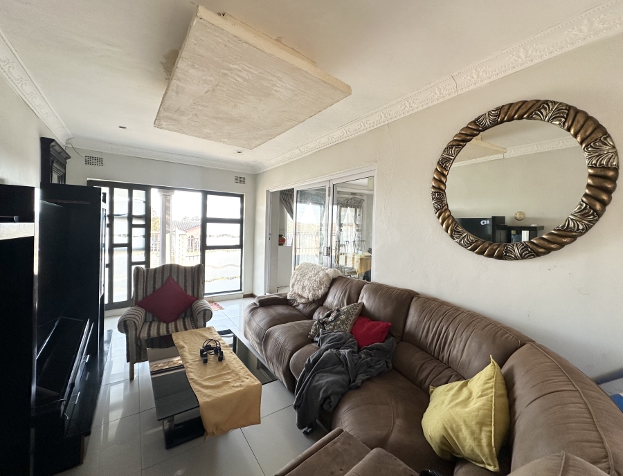 4 Bedroom Property for Sale in Mthata Eastern Cape